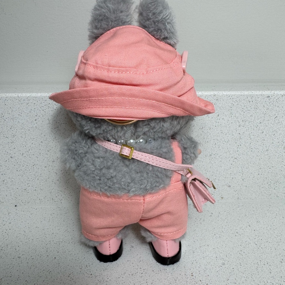 LABUBU FASHION INSPIRED OUTFIT, NEW π - Picture 4 of 4